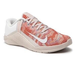 Nike Women’s Metcon 6 Training Shoes Desert Sand Summit White Sneakers Size 10